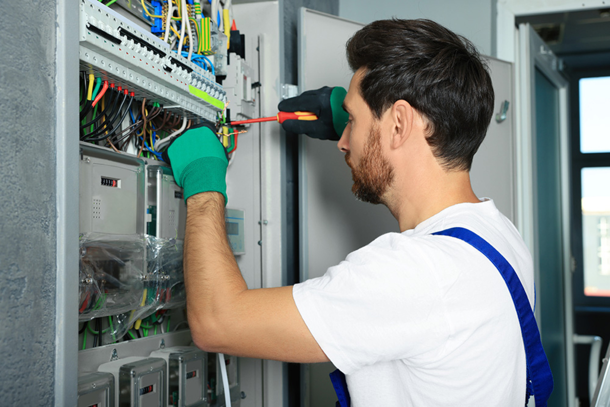 Nieder­spannungs­anlagen bei MS-Elektrotechnik in Neckargemünd
